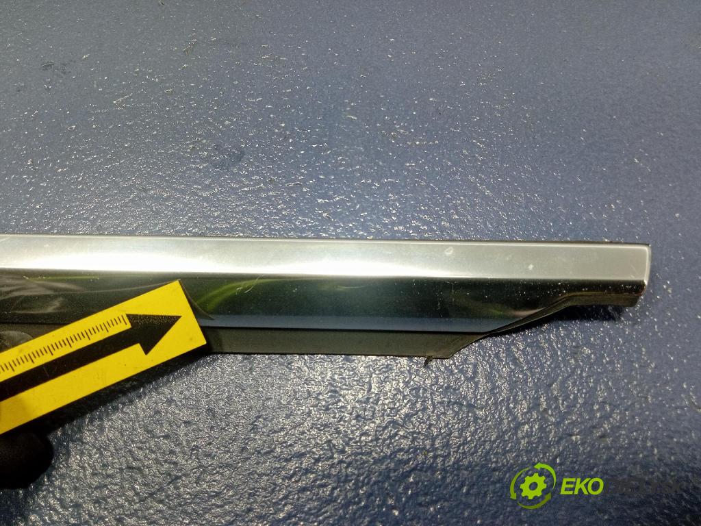 Mercedes S-klasa 2011 lišta Dekoratívne: