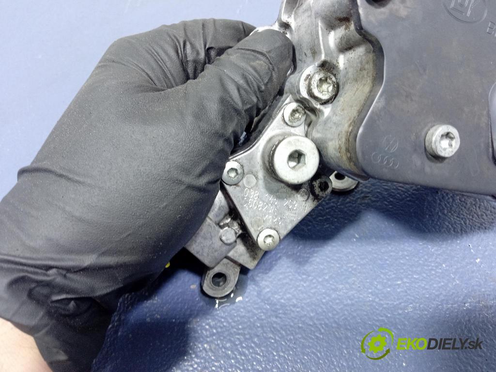 Vw Golf 2006 čerpadlo vakuová 038145209H