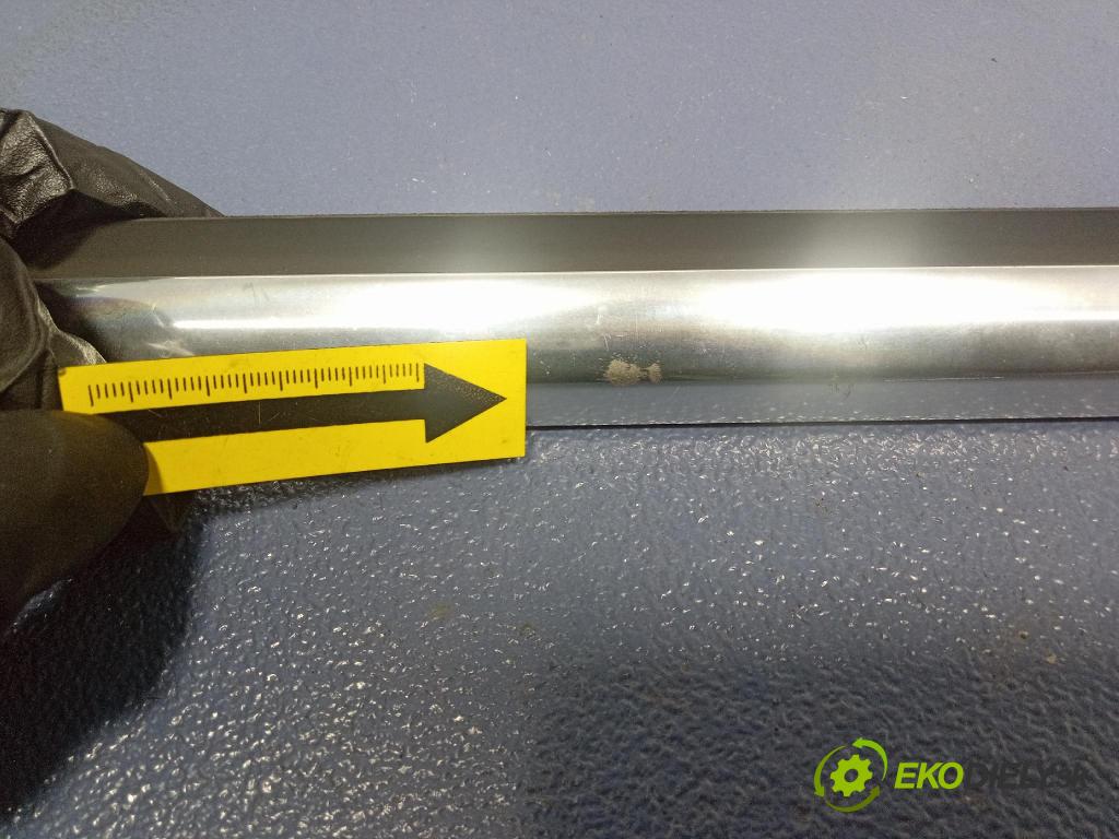 Mercedes S-klasa 2011 lišta Dekoratívne: