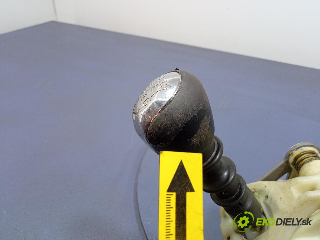 Kia Carens 2008 kulisa Změny Ozubené kola: 43700-2HXXX