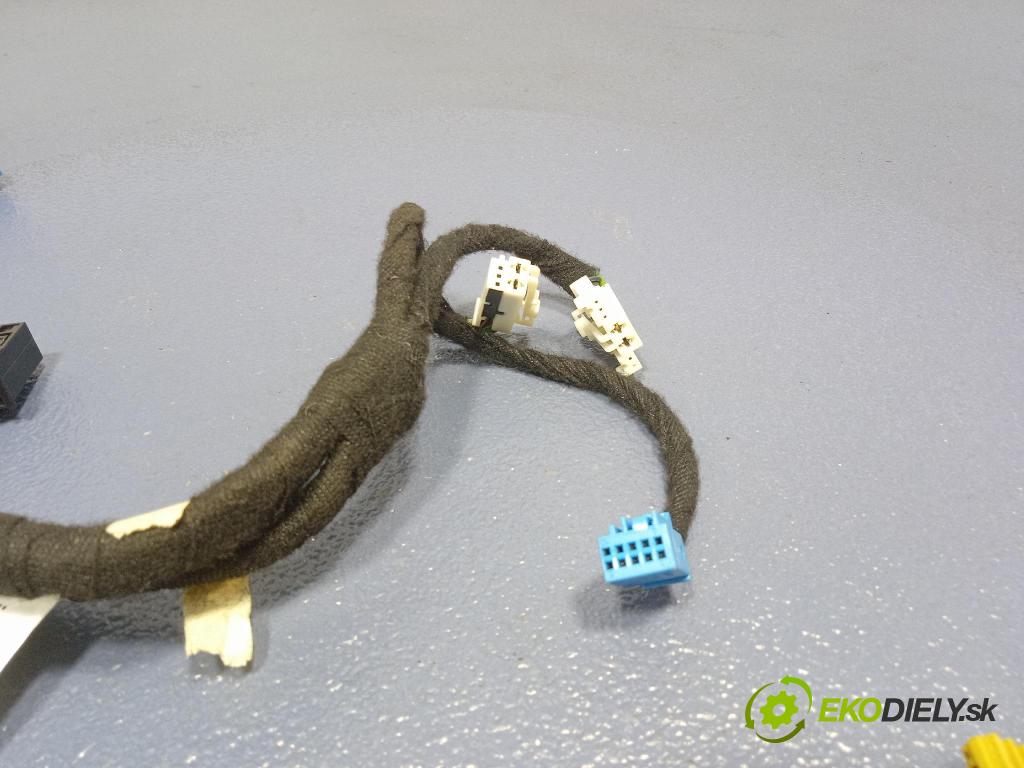 Mercedes S-klasa 2011 inštalácia Elektrický: A2214404806