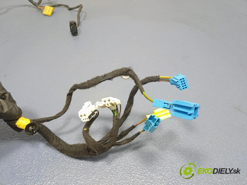 Mercedes S-klasa 2011 inštalácia Elektrický: A2214403913