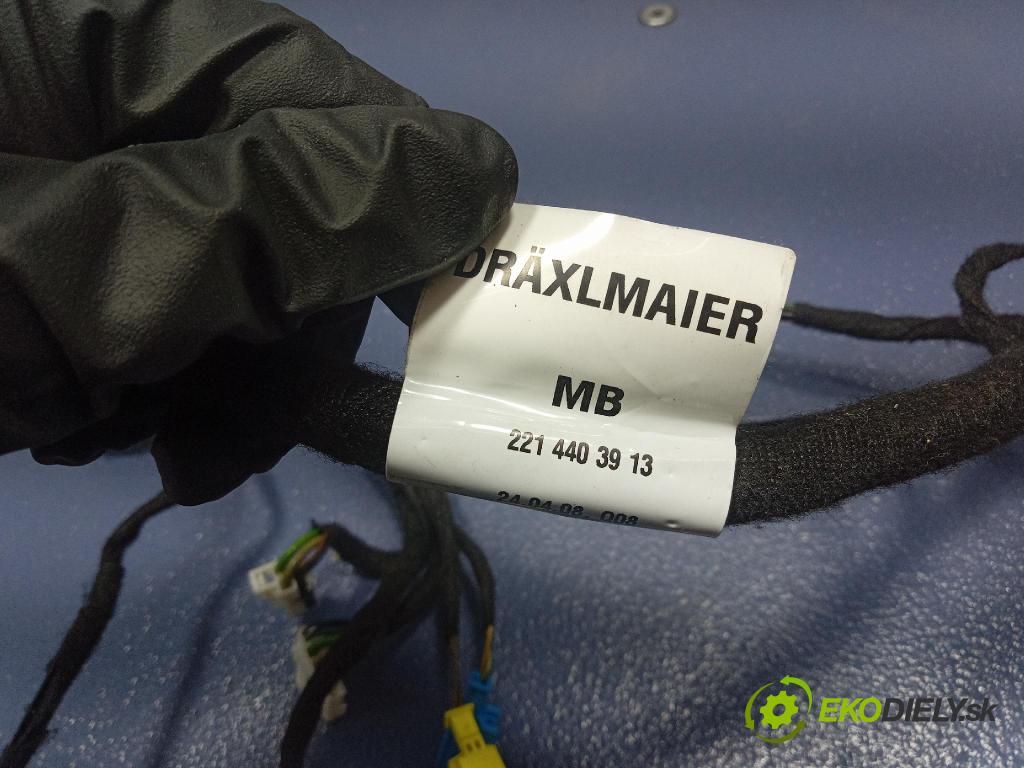 Mercedes S-klasa 2011 inštalácia Elektrický: A2214403913