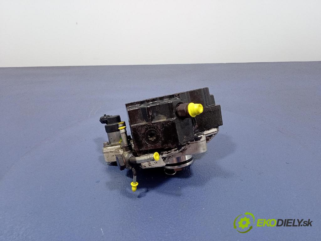 Kia Carens 2008 čerpadlo Injekce: 33100-27400