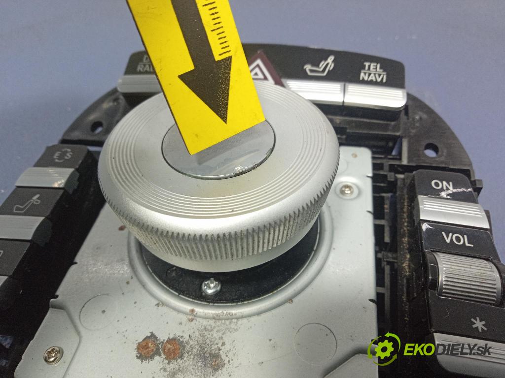 Mercedes S-klasa 2011 prepínač A2219054600