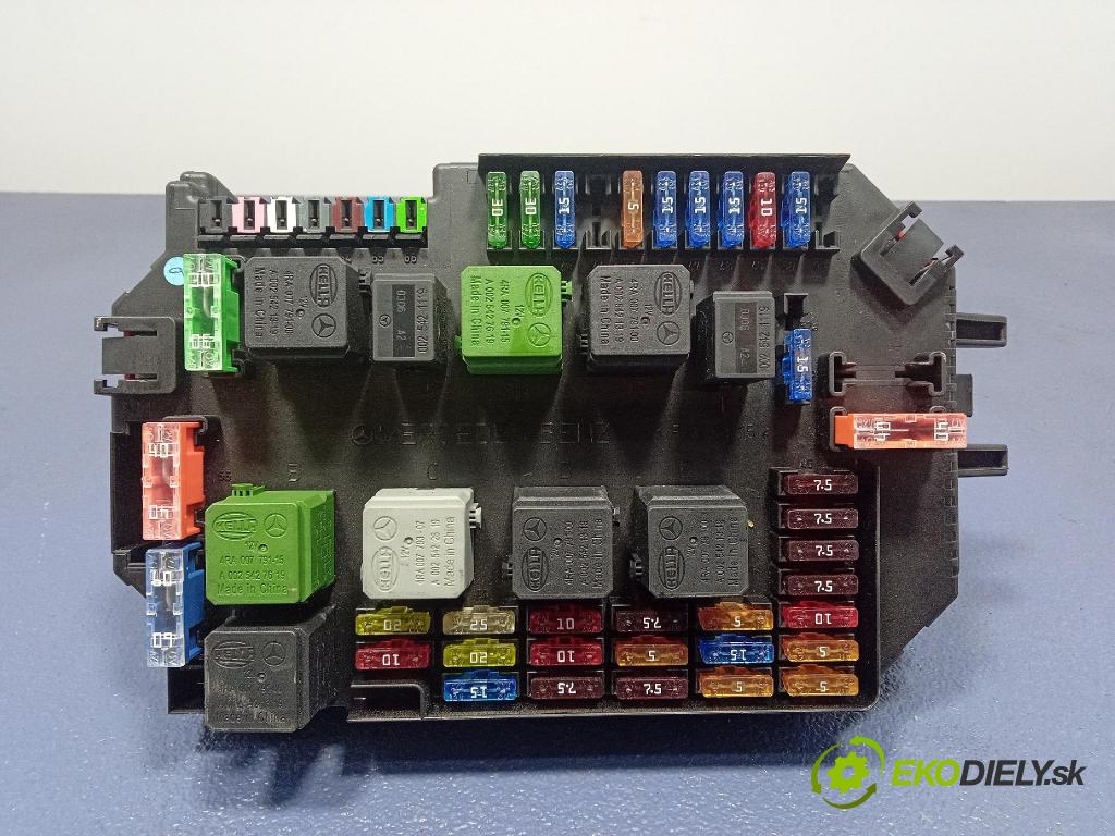 Mercedes S-klasa 2011 skrinka Poistky: A2219067200