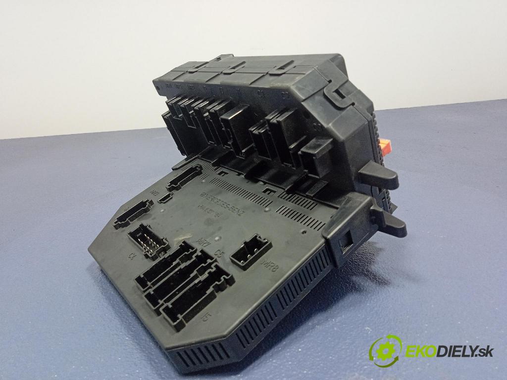 Mercedes S-klasa 2011 skrinka Poistky: A2219067200