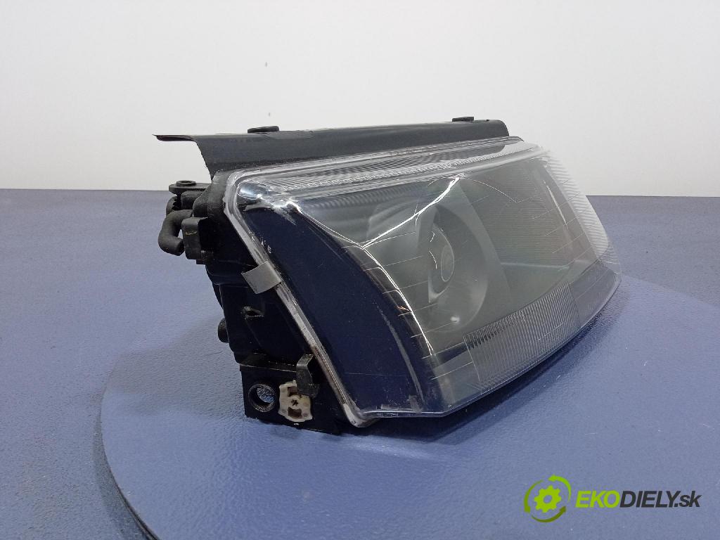 Vw Passat 1996 světlo v pravo: 441-1156R