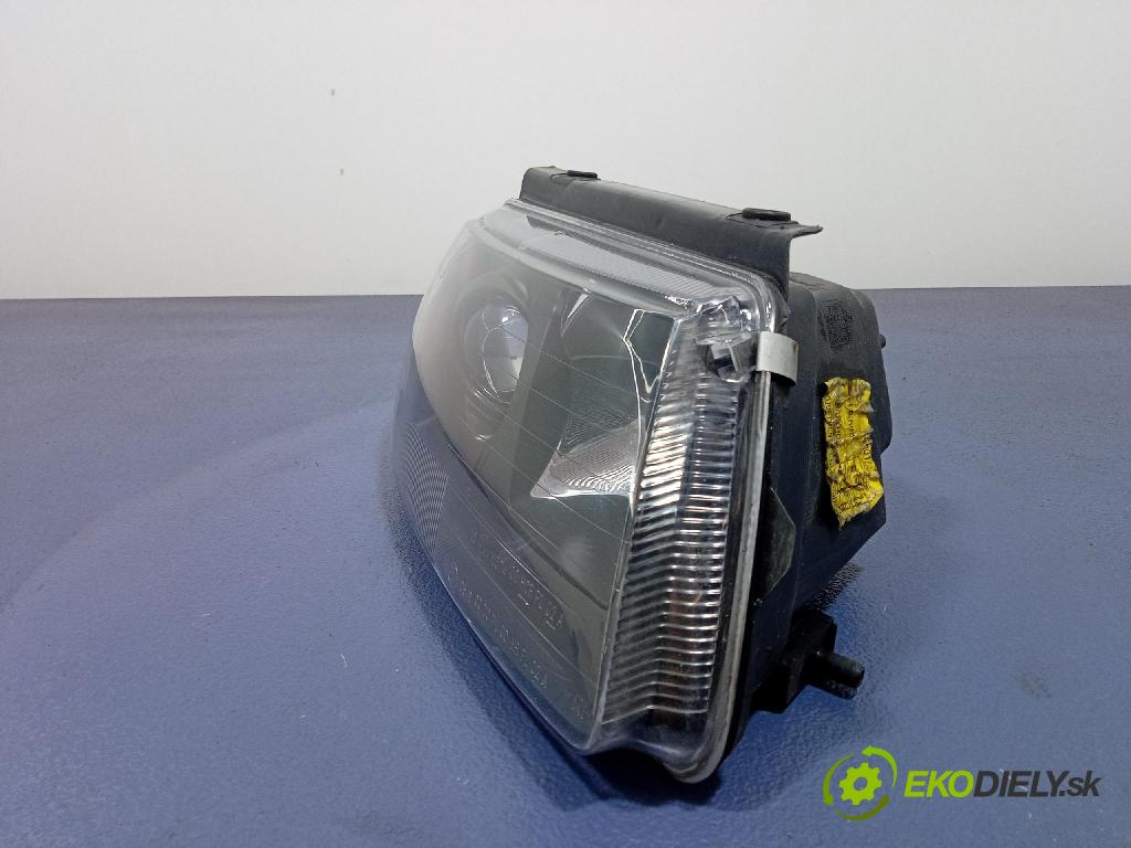 Vw Passat 1996 světlo v pravo: 441-1156R