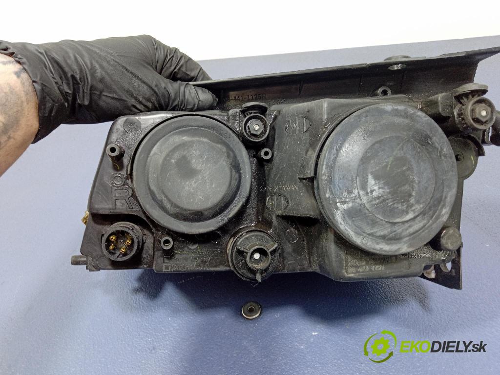 Vw Passat 1996 světlo v pravo: 441-1156R