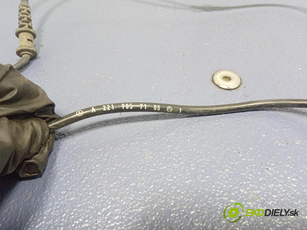 Mercedes S-klasa 2011 snímač ABS. A2219057100