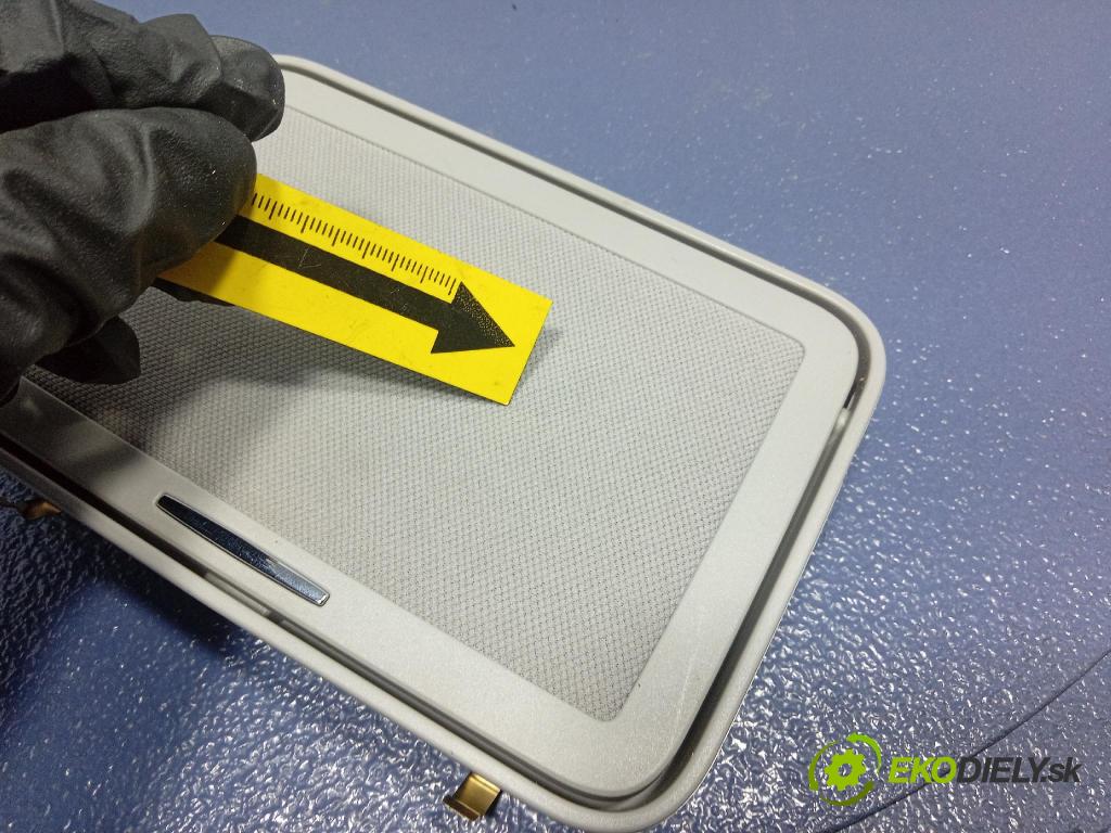 Mercedes S-klasa 2011 Svietidlá: Vnútri: A2218101817