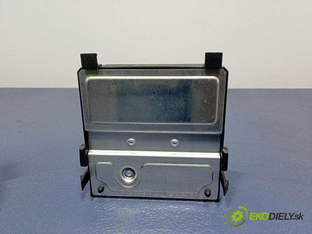 Mercedes S-klasa 2011 riadiaca jednotka A2219006702