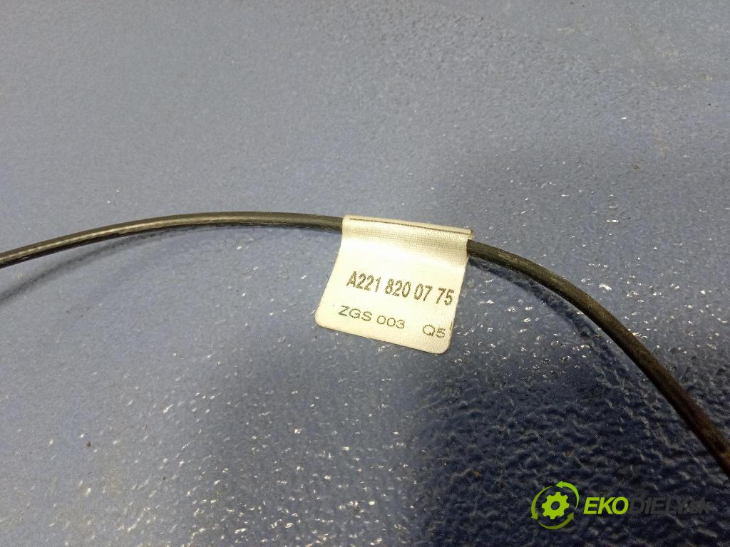 Mercedes S-klasa 2011 Vstup: Vzduch: A2218200775