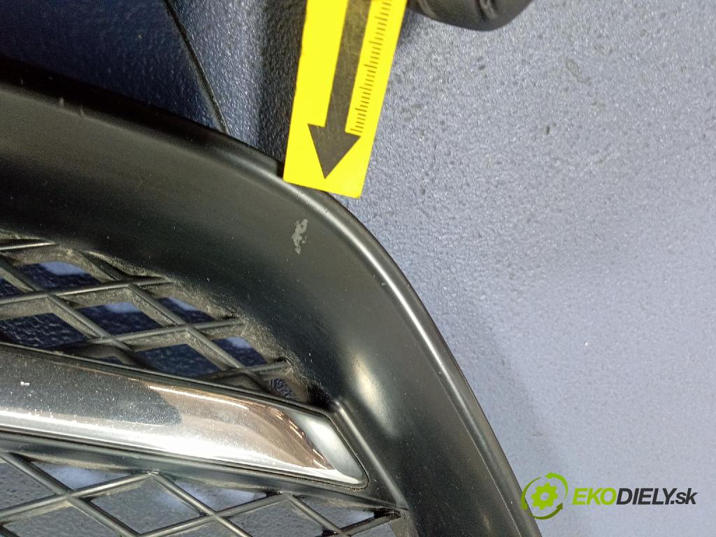 Kia Carens 2008 miežka / Gril: 86380-10000