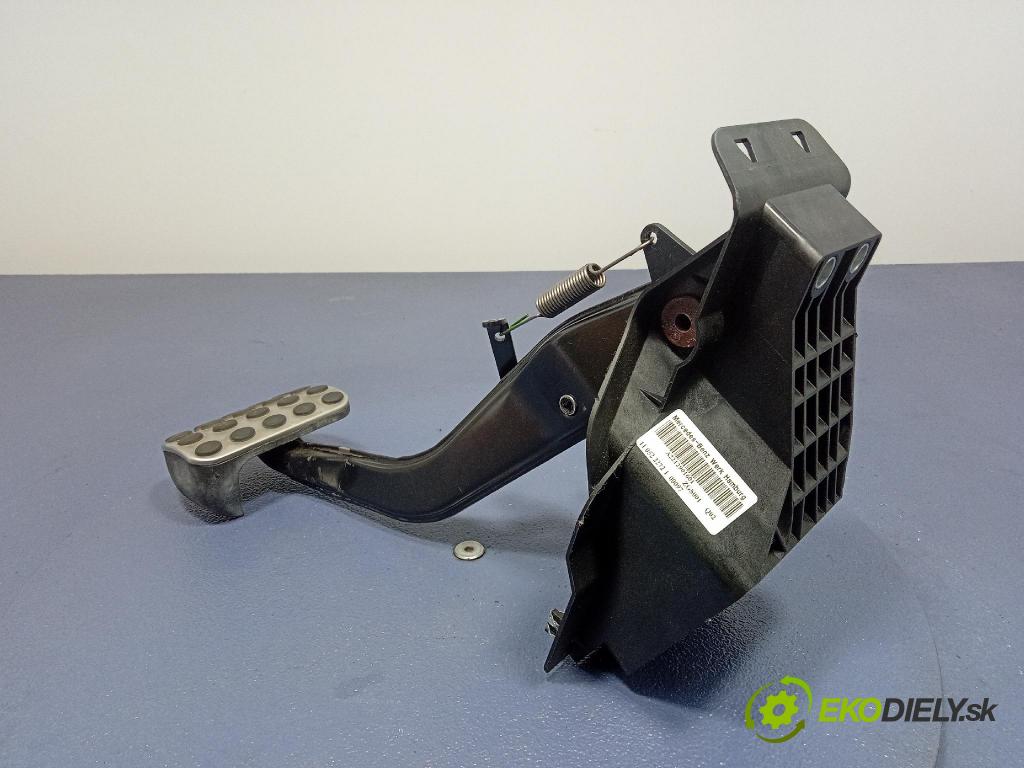 Mercedes S-klasa 2011 pedále A2212901601