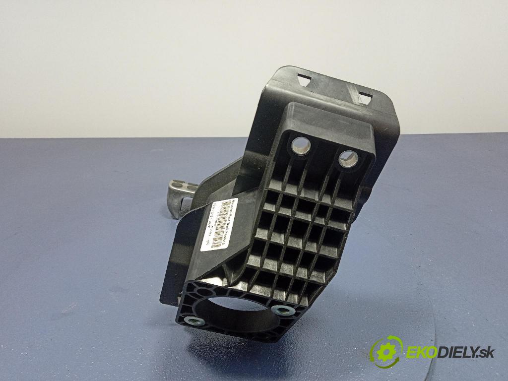 Mercedes S-klasa 2011 pedále A2212901601