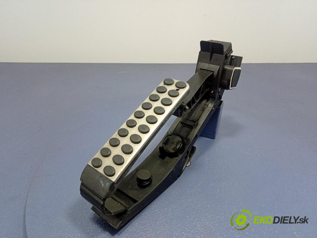 Mercedes S-klasa 2011 pedal Plyn: A2213000204