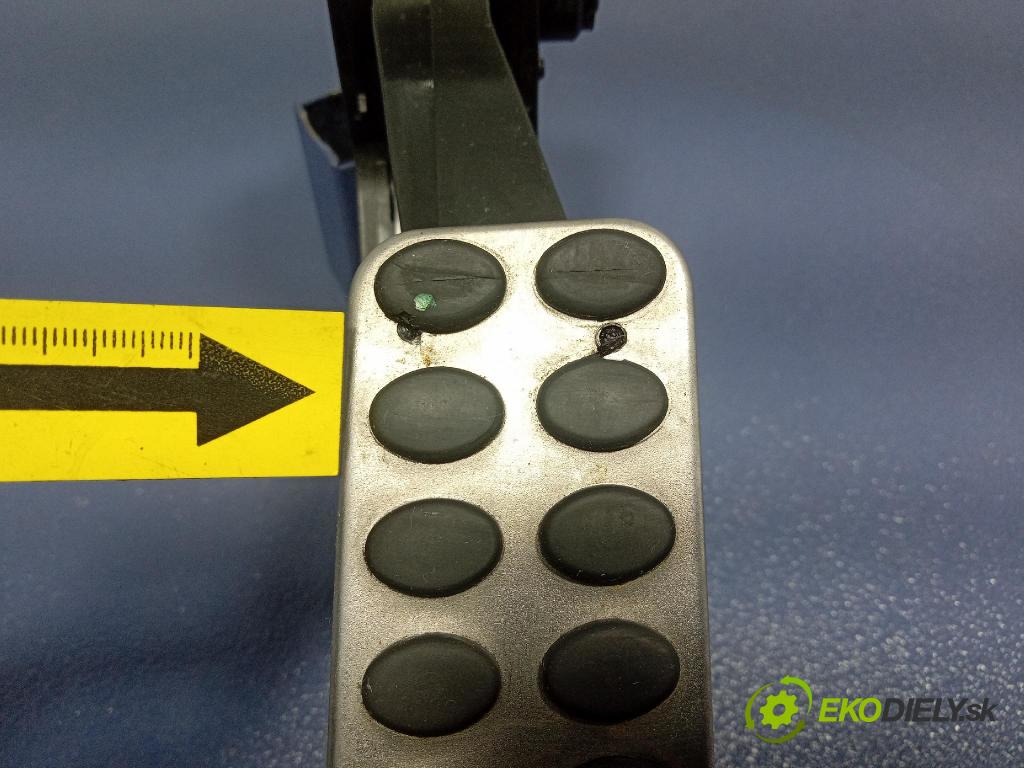 Mercedes S-klasa 2011 pedal Plyn: A2213000204