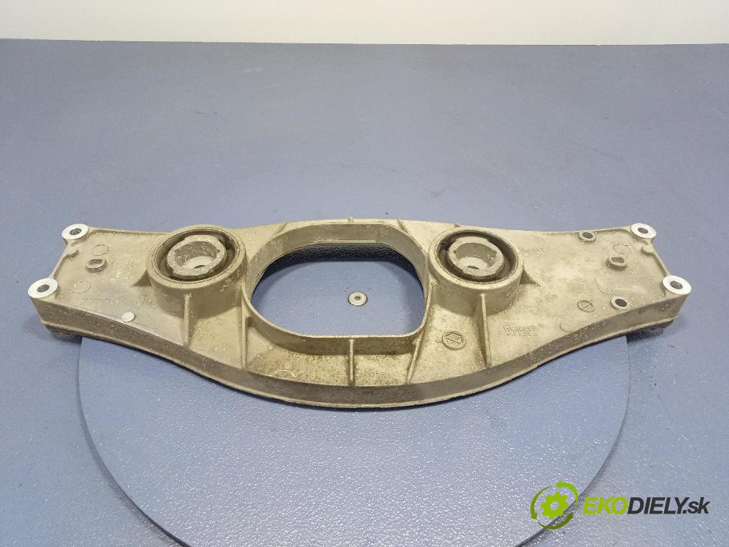 Mercedes S-klasa 2011 výstuha Pozastavenia: zad A2213521406D