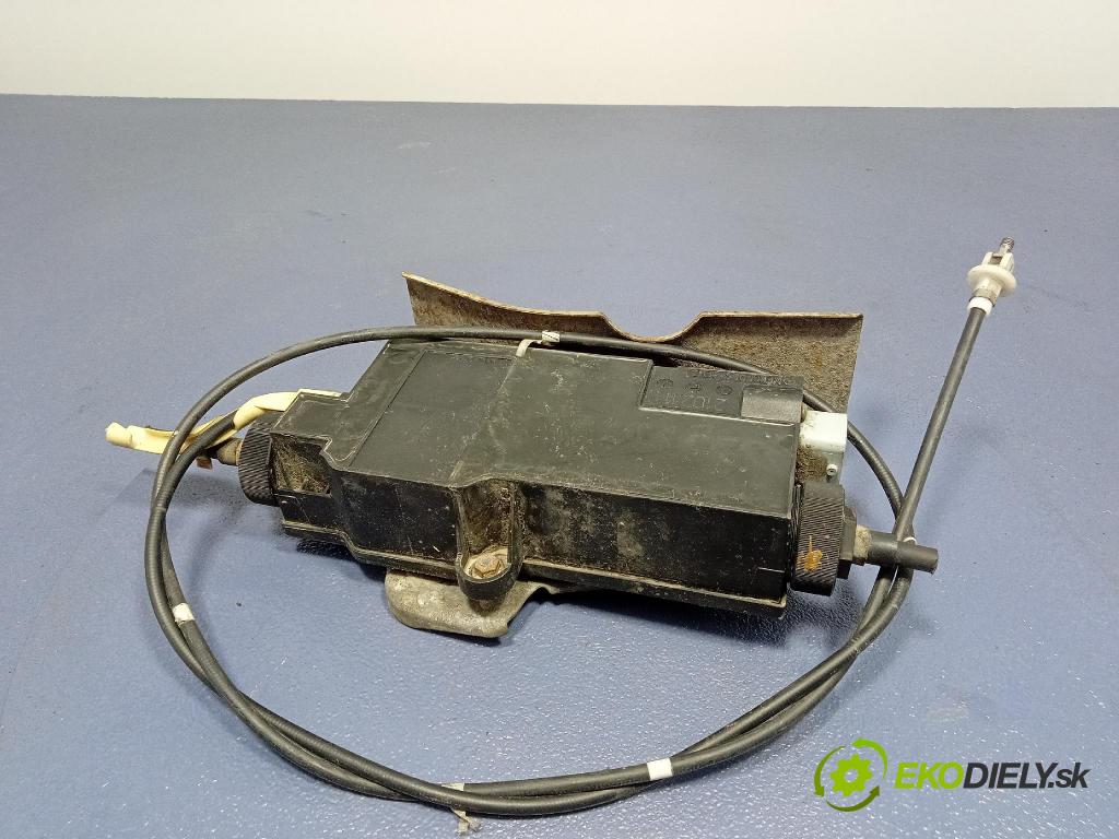 Mercedes S-klasa 2011 riadiaca jednotka A2214302849