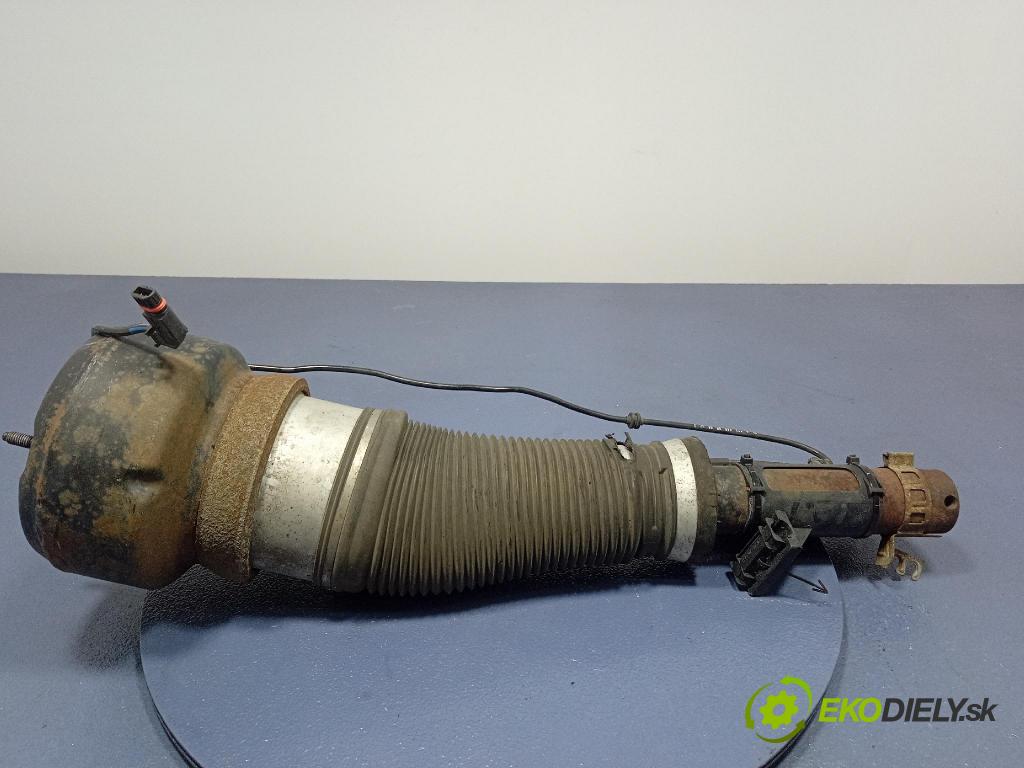 Mercedes S-klasa 2011 tlmič Predné Vľavo.: