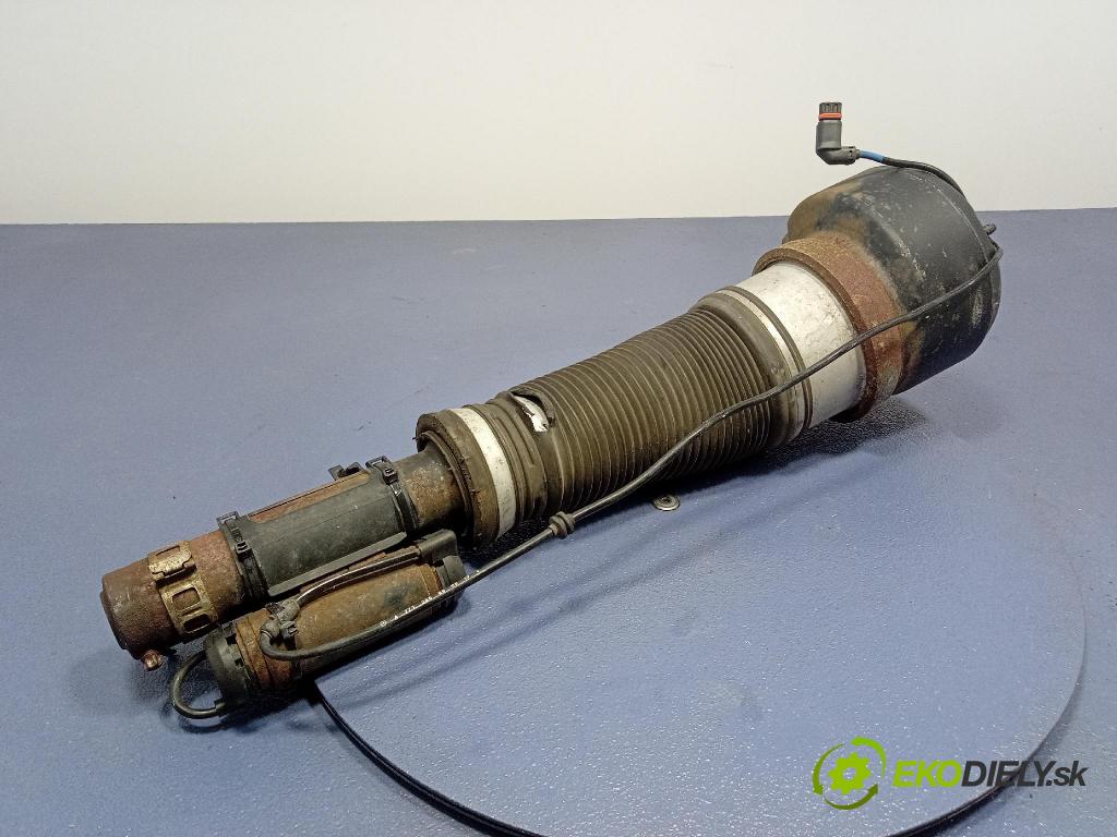 Mercedes S-klasa 2011 tlmič Predné Vľavo.: