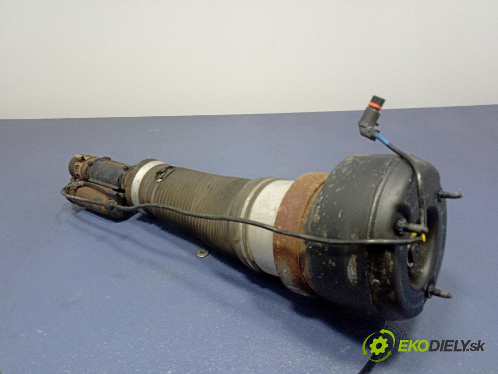 Mercedes S-klasa 2011 tlmič Predné Vľavo.: