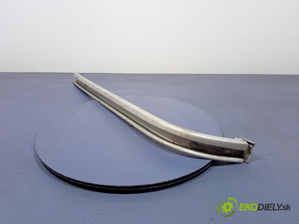 Peugeot 1007 2005 Závěs: dvere