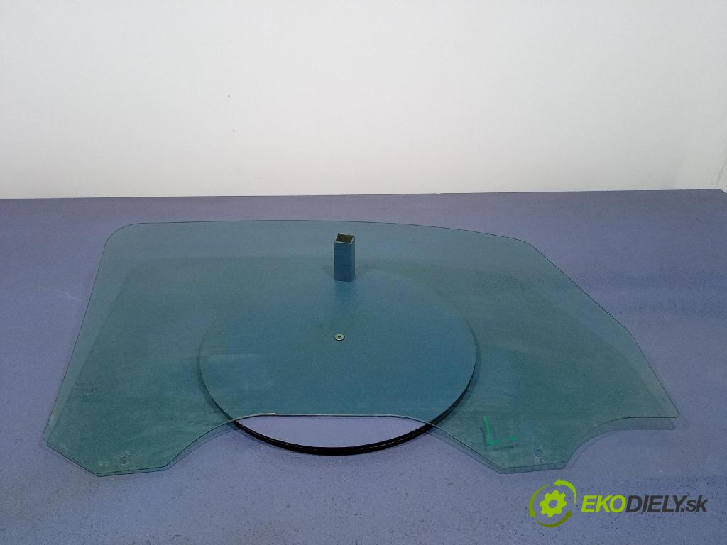 Peugeot 1007 2005 sklo dvere Predné ľavá 