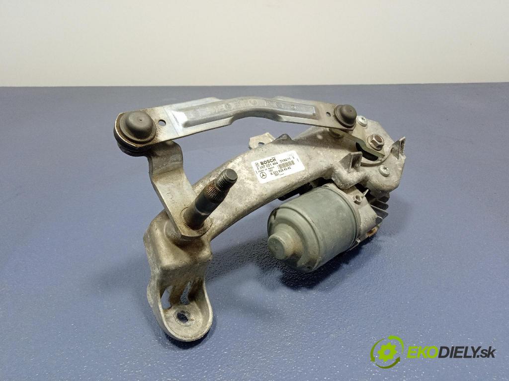 Mercedes S-klasa 2011 mechanizmus motor: Stierače: Predné A2218204342