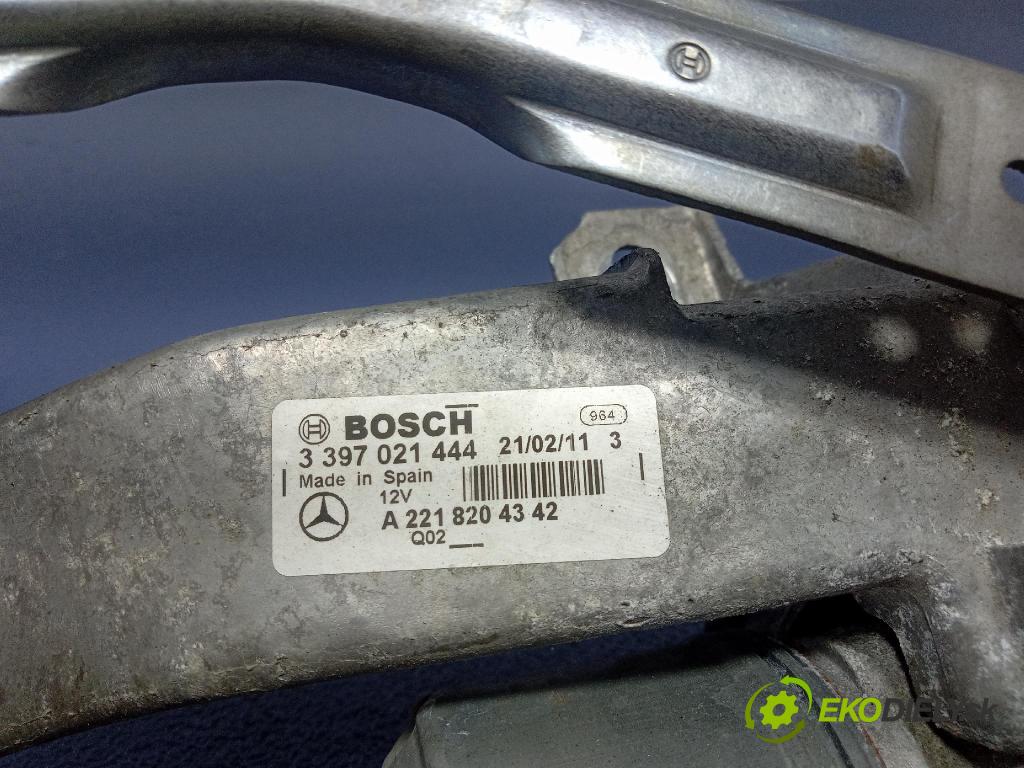 Mercedes S-klasa 2011 mechanizmus motor: Stierače: Predné A2218204342