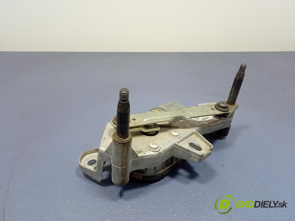 Mercedes S-klasa 2011 mechanizmus motor: Stierače: Predné A2218204442