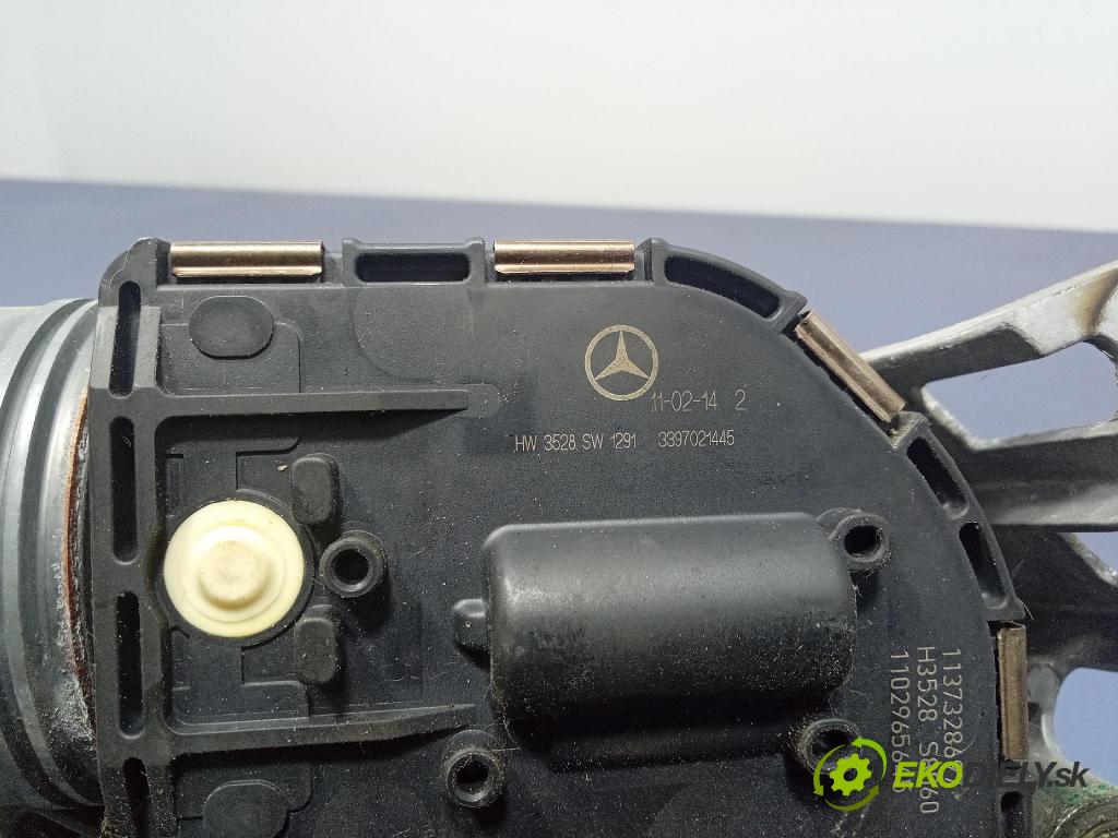 Mercedes S-klasa 2011 mechanizmus motor: Stierače: Predné A2218204442