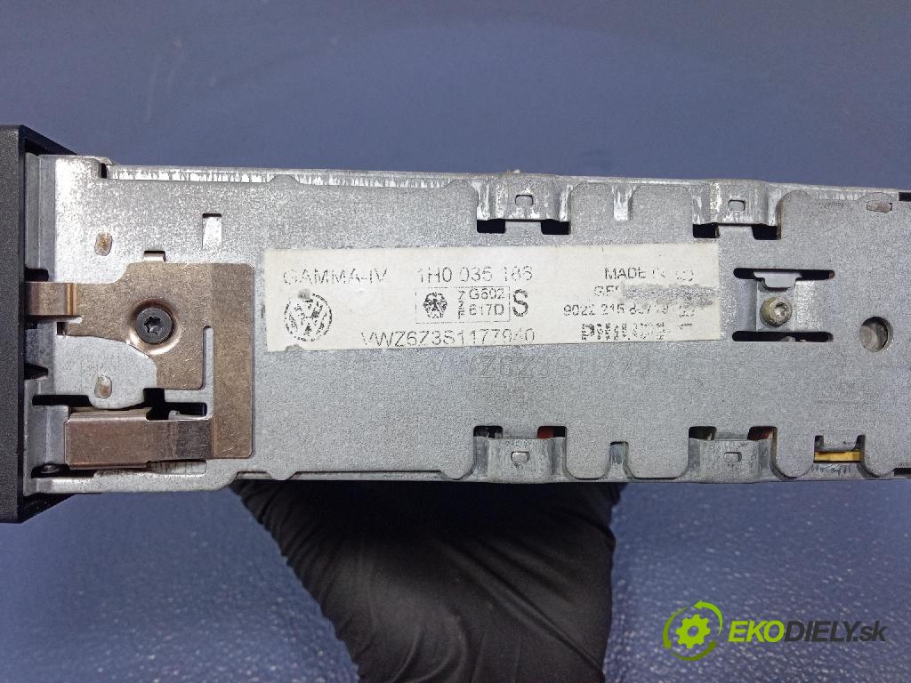 Vw Passat 1995 Radio I Navigácia: 1H0035186