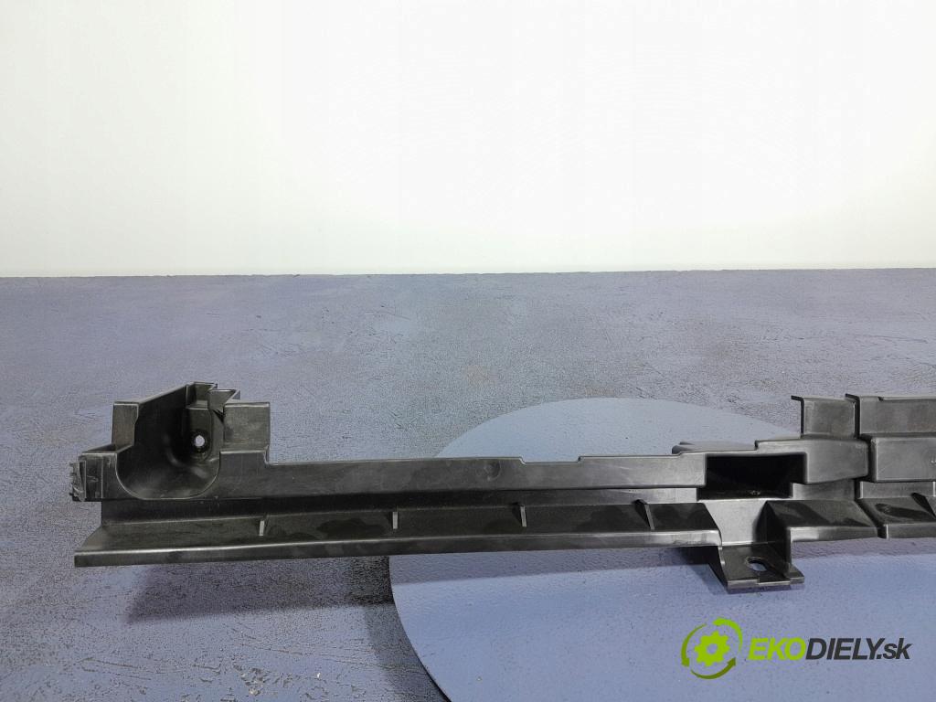 Volvo XC60 2020 kryt Plast: Interiéry: 32149607