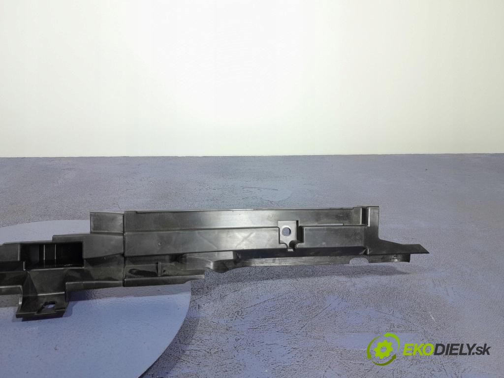 Volvo XC60 2020 kryt Plast: Interiéry: 32149607