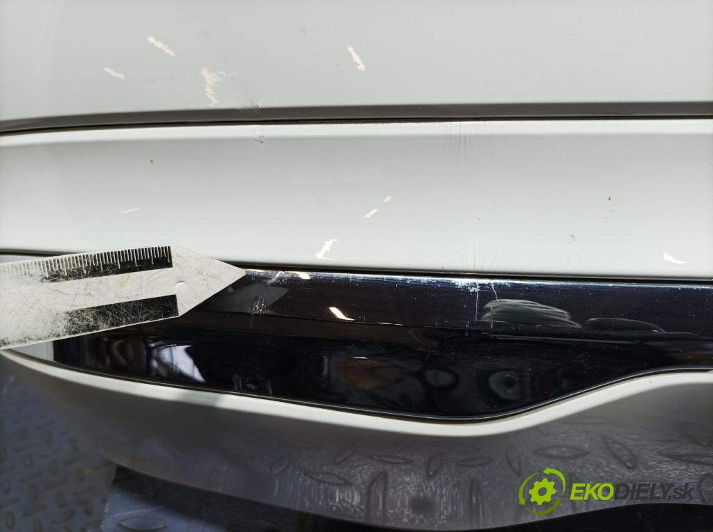 Volvo Xc60 2022 nárazník zad