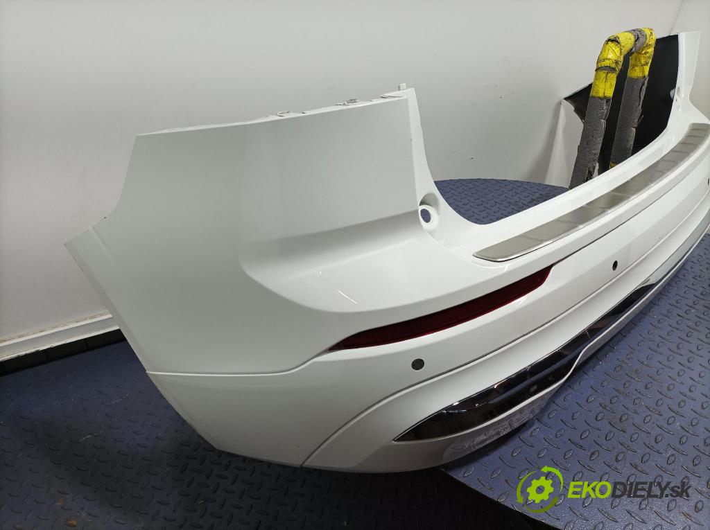 Volvo Xc60 2022 nárazník zad