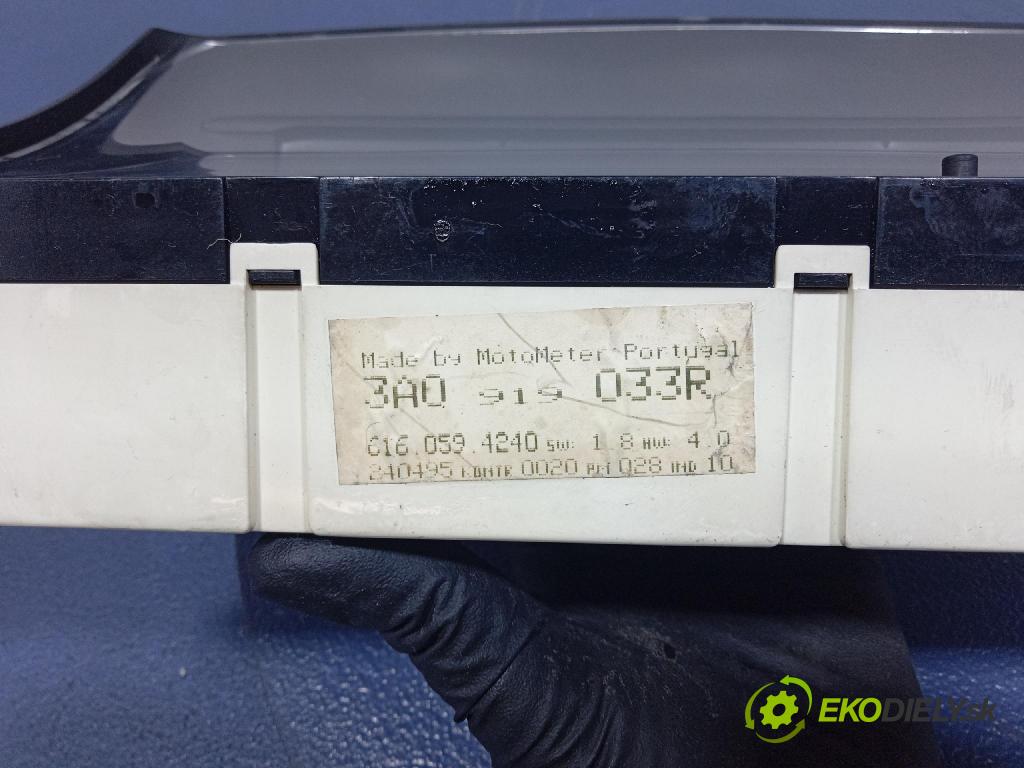 Vw Passat 1995 prístrojovka/ budíky 3A0919033R