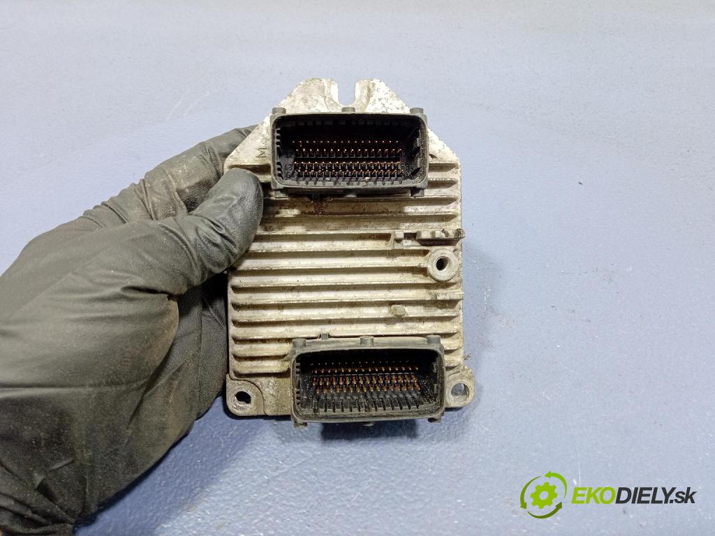 Opel Zafira-a 2001 riadiaca jednotka Motor: 09158726