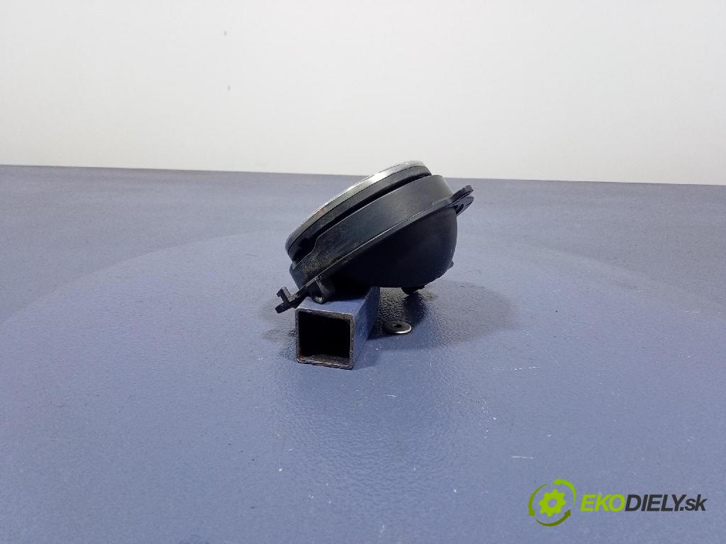 Vw Passat 2005 rukoväť Klapky: Zadná: 3C5827469B