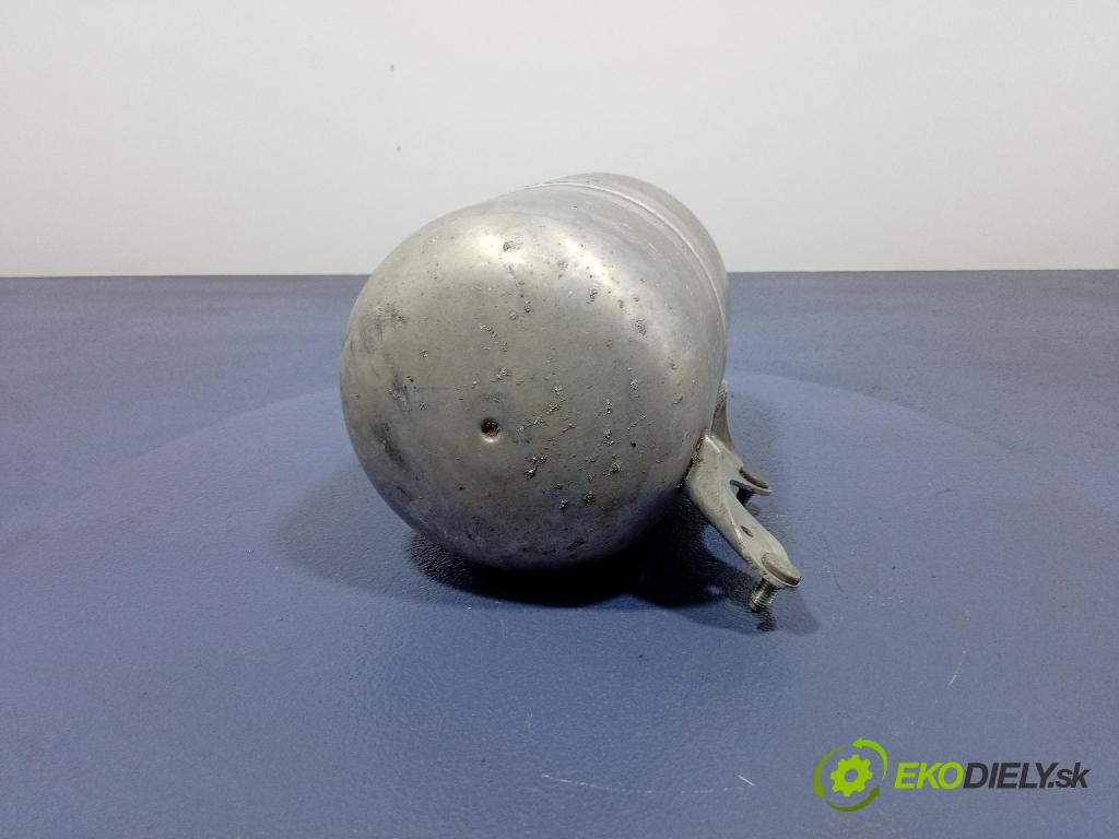 Mercedes S-klasa 2011 Nádrž: Vzduch: A2213200015