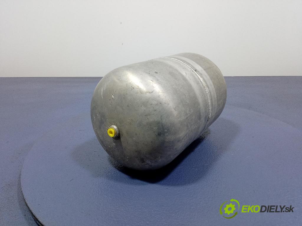 Mercedes S-klasa 2011 Nádrž: Vzduch: A2213200015