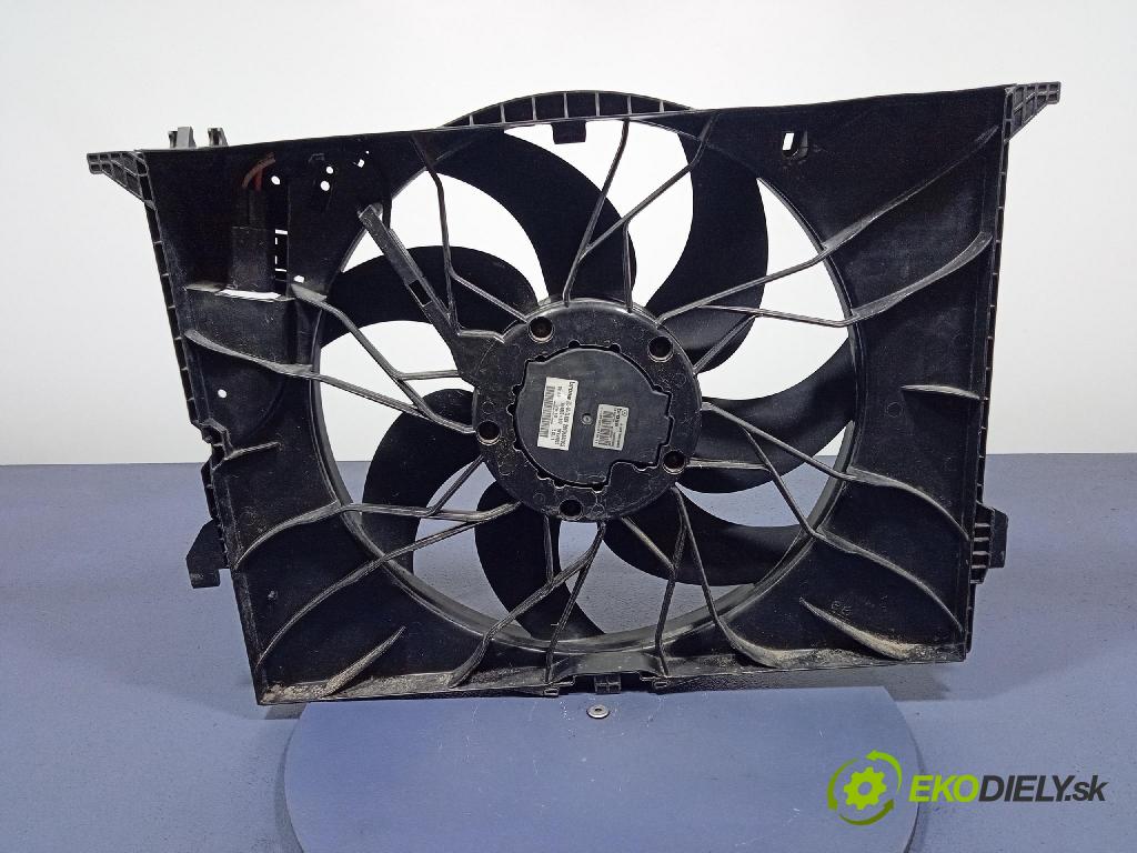 Mercedes S-klasa 2011 Ventilátor Chladič: A2219066500