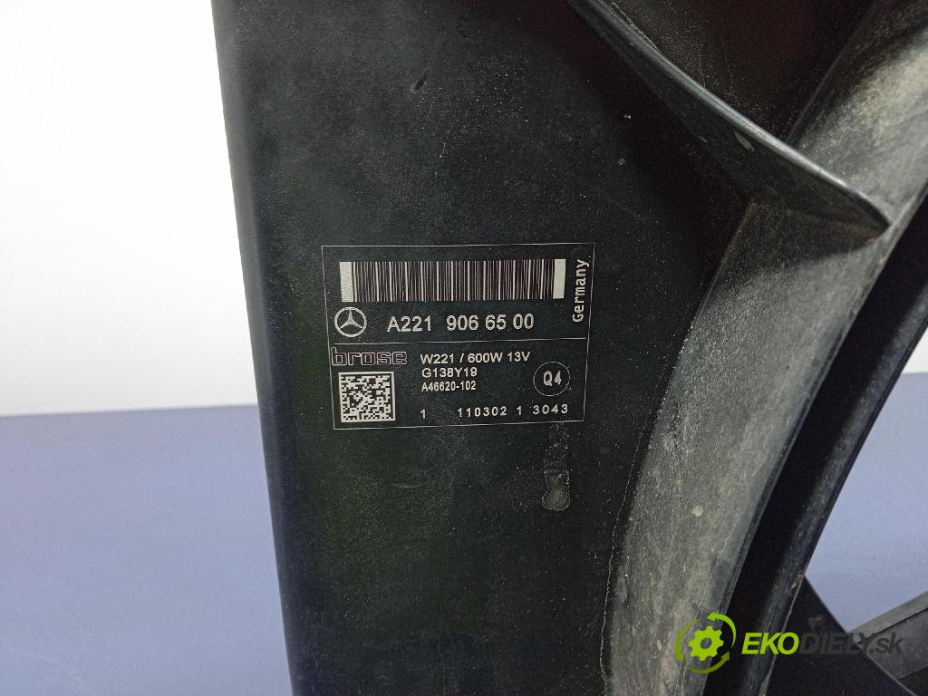 Mercedes S-klasa 2011 Ventilátor Chladič: A2219066500