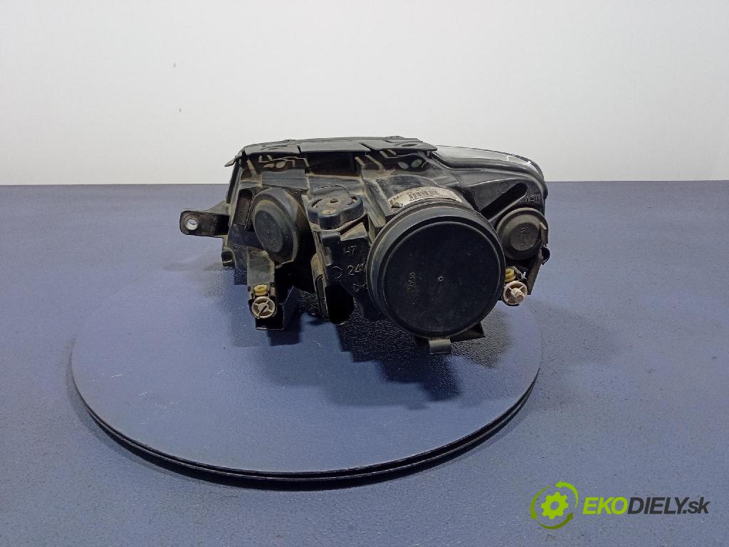 Vw Passat 2005 Reflektor: v pravo: 3C0941006M