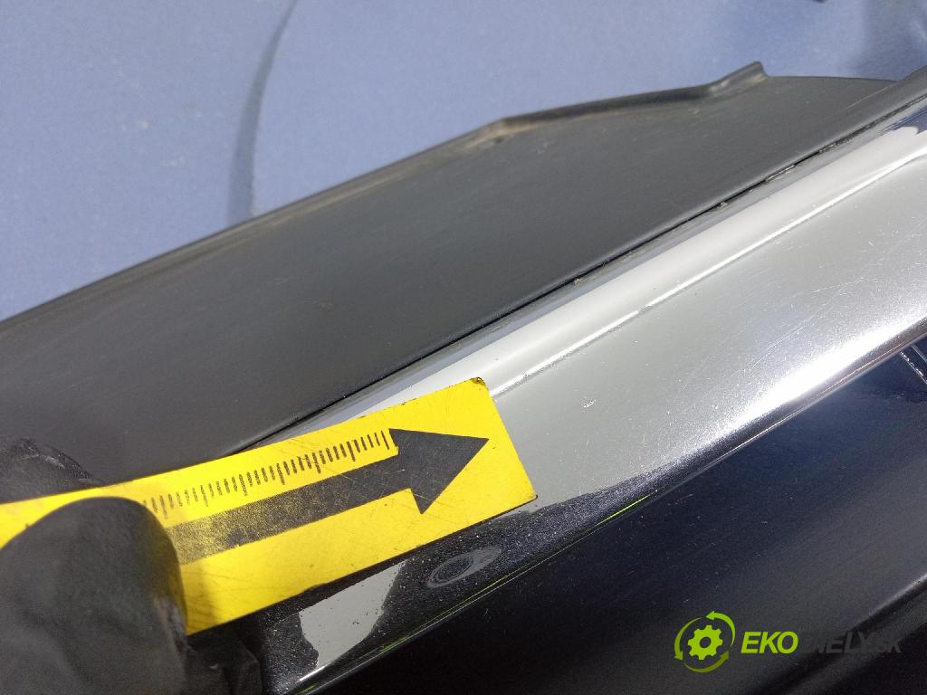 Vw Passat 2005 miežka / Gril: 3C0853651