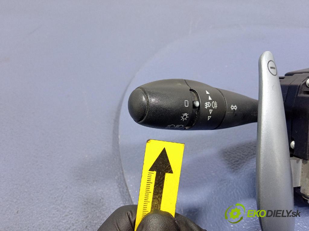 Peugeot 1007 2005 prepínač Komplex: 96576783XT