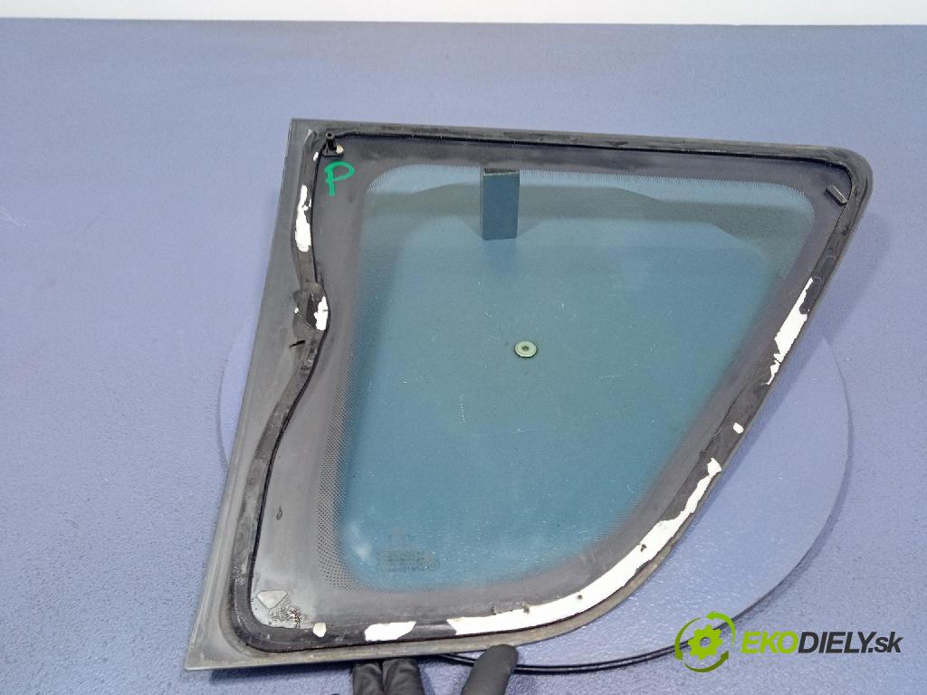 Peugeot 1007 2005 sklo Karoséria: zad 